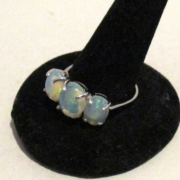 Ethiopian Welo Opal 3 Stone Ring Size 8 - Picture 9 of 9